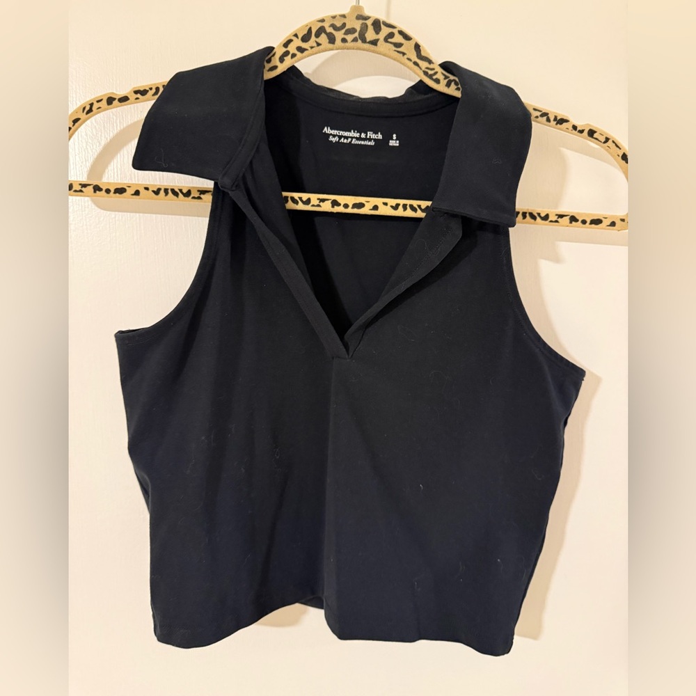 Abercrombie & Fitch Black Collared Sleeveless Blouse